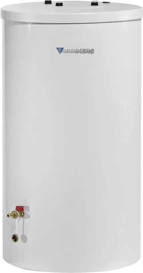 Weißer Warmwasserspeicher mit einer runden Form und zwei Anschlussöffnungen oben sowie einem Auslaufventil an der Unterseite.