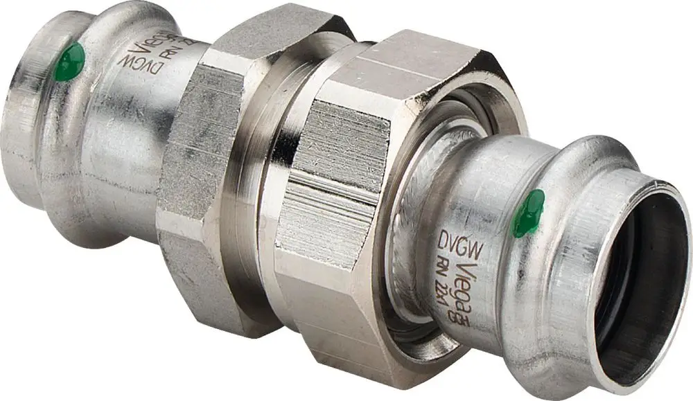 Messingdruckverschraubung von Viega mit vernickelter Oberfläche. Metallisches Design, geeignet für Rohrverbindungen in hydraulischen Systemen.