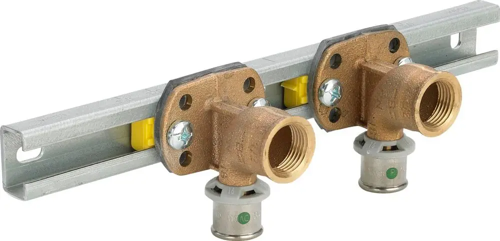 Montageeinheit mit zwei Messing-Rohren auf einem verzinkten Stahlträger. Geeignet für installationsfreundliche Anwendungen, hergestellt von Viega.