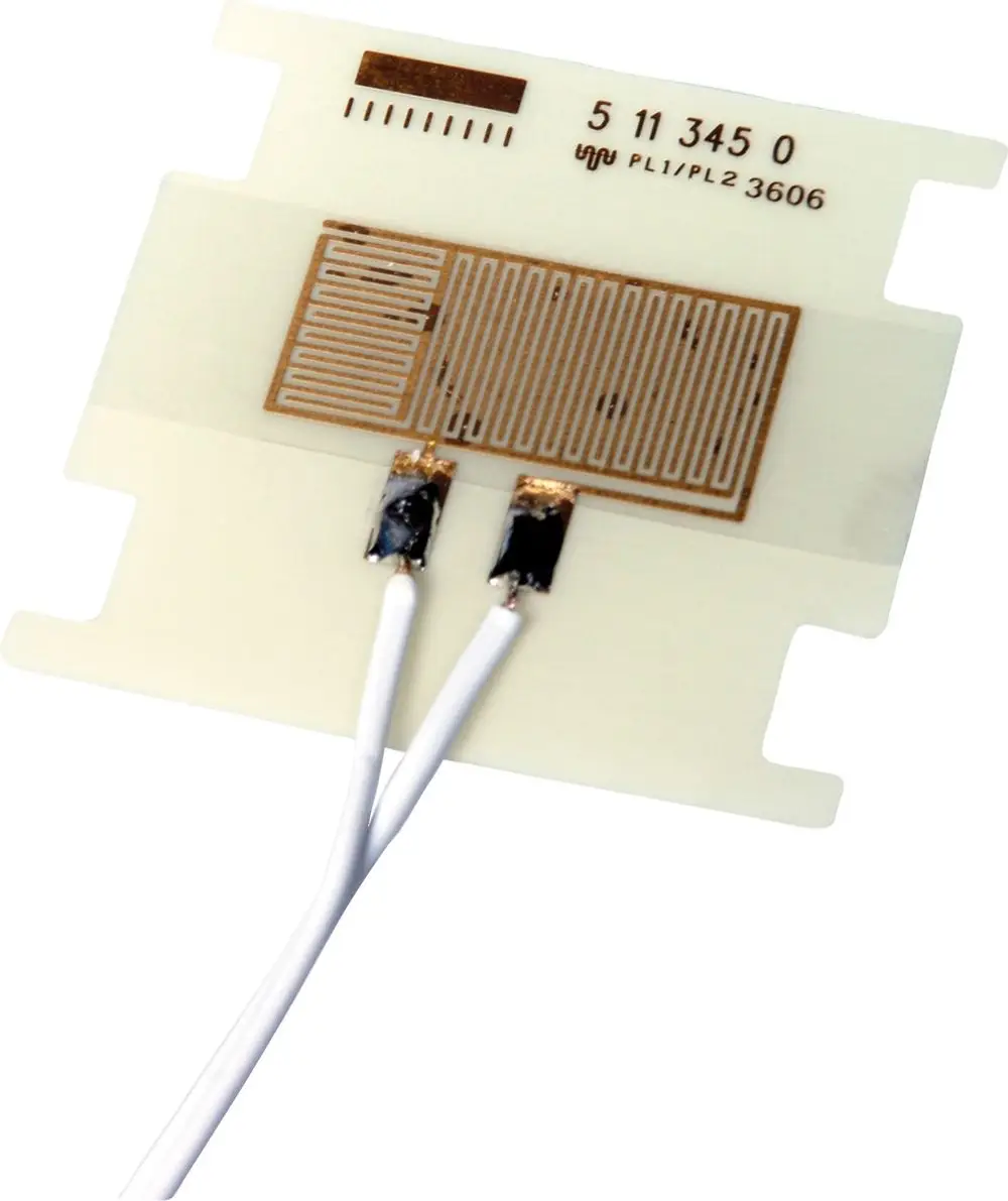 Luftwärmepumpen-Zubehör von Bosch, taupunktmessender Sensor mit elektrischen Anschlüssen auf einer Platine. Produktdesign für präzise Feuchtigkeitsmessung.
