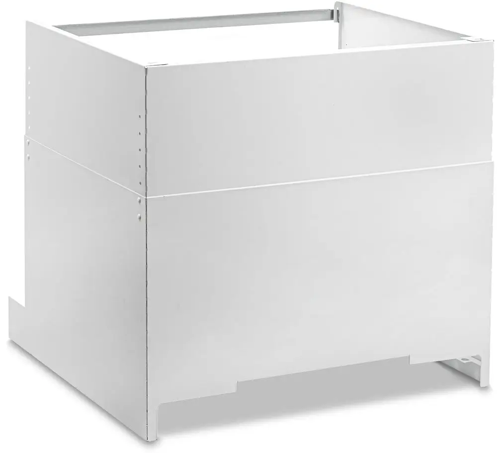 Weiße Verrohrungsblende von Bosch für Solewärmepumpen, geeignet zur Installation und Verbindung von Rohrleitungen.