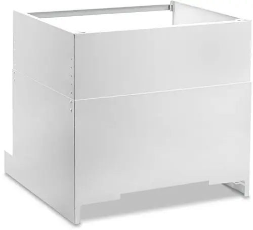 Weiße Verrohrungsblende von Bosch für Solewärmepumpen, geeignet zur Installation und Verbindung von Rohrleitungen.