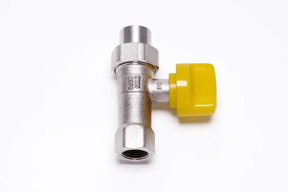 Bosch Gashahn in Durchgangsform mit gelbem Drehgriff und metallischem Körper. Geeignet für Gasinstallationen und Anschluss R 1/2.