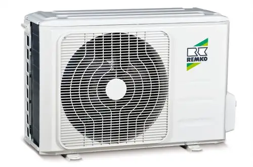 Außenmodul einer Klimaanlage der Marke Remko, Modell ML 355, mit großem Lüfter und modernem Design in weißer Farbe.