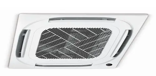 Deckenmontierte Klimaanlage mit einem rechteckigen Gitter und einem modernen, weißen Design.