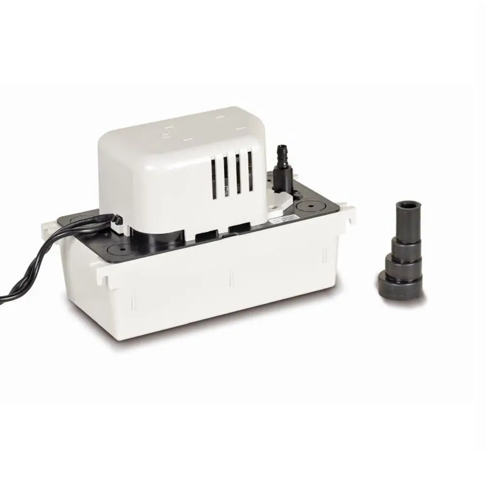 Kondensatpumpe von Remko in Weiß mit motorisiertem Pumpengehäuse und Schlauchanschluss. Schlichtes Design mit elektrischer Zuleitung auf der linken Seite.