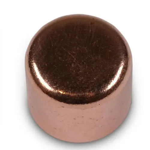 Kupferne Schutzkappe mit flacher Oberseite, hergestellt von Remko. Sie ist zylindrisch und hat eine glatte Oberfläche ohne erkennbare Markierungen oder Maße.