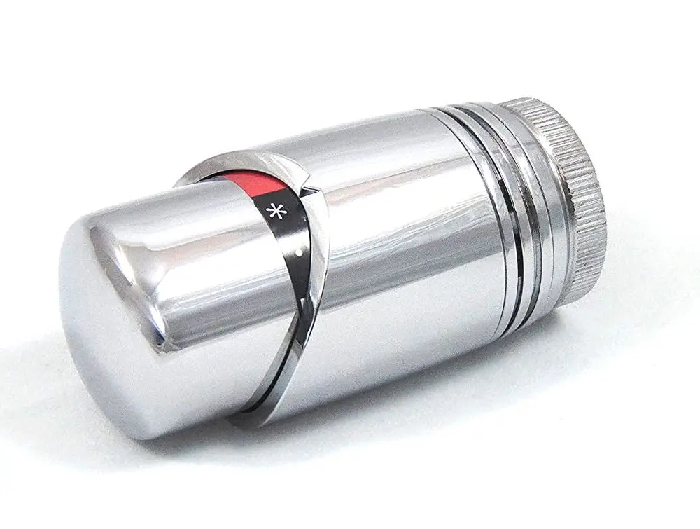 Thermostatkopf in schimmerndem Chrom, mit Drehring zur Temperatureinstellung. Produkt von HM Heizkörper, einfach zu montieren und zu bedienen.