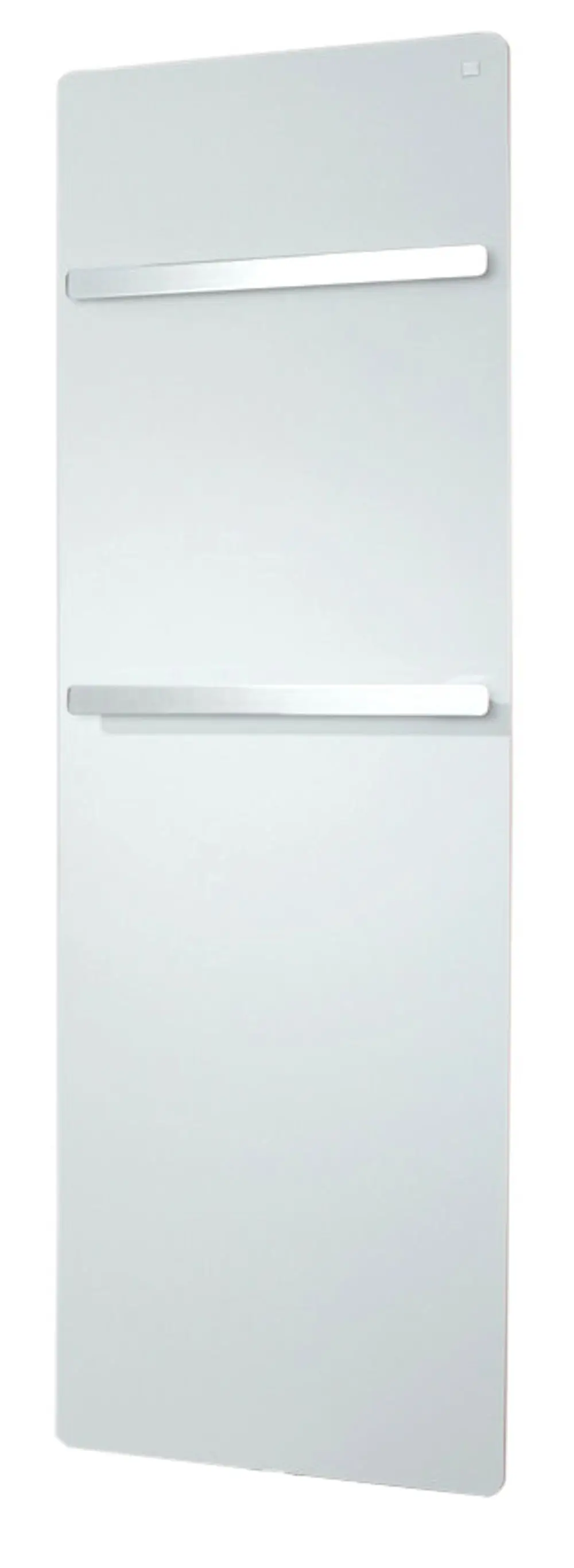 Zehnder Elektroheizkörper in verticaler Form, flache Oberfläche, mit zwei Handtuchhaltern, montiert an einer hellen Wand.