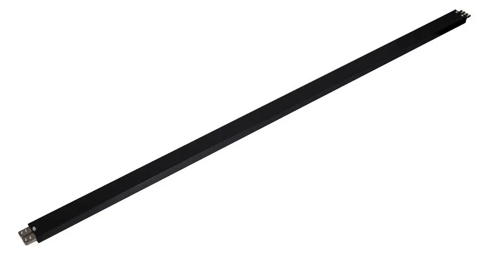 Schwarze Griffverlängerung aus Metall, passend für Heißschneider, mit zwei Anschlussseiten. Kermi-Produkt für präzisen Bedienkomfort bei Schneidarbeiten.