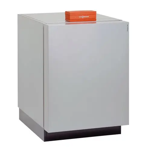 Silberne Wärmepumpe von Viessmann mit orangefarbenem Kontrollmodul oben, quadratisches Design, auf einem schwarzen Sockel.