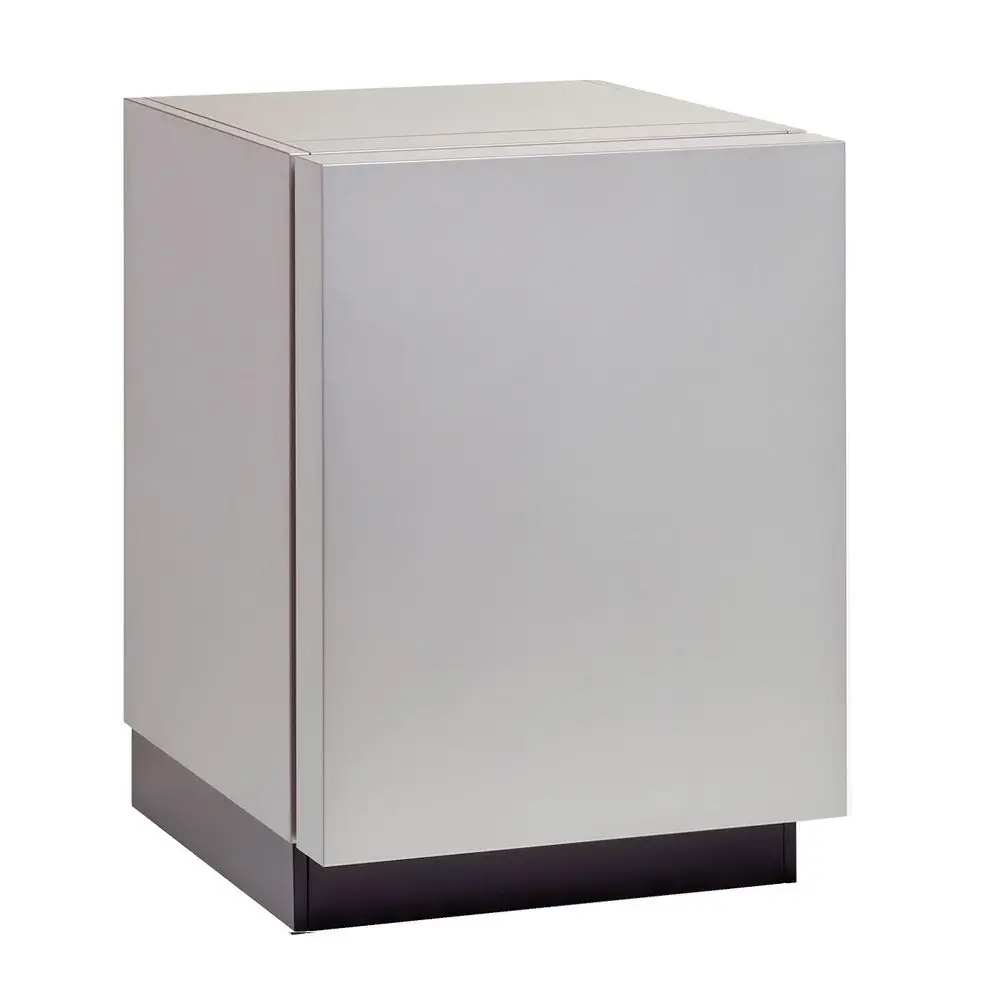 Weiße, quaderförmige Wärmepumpe von Viessmann mit glatter Oberfläche, auf schwarzem Sockel, in einem modernen Raum platziert.