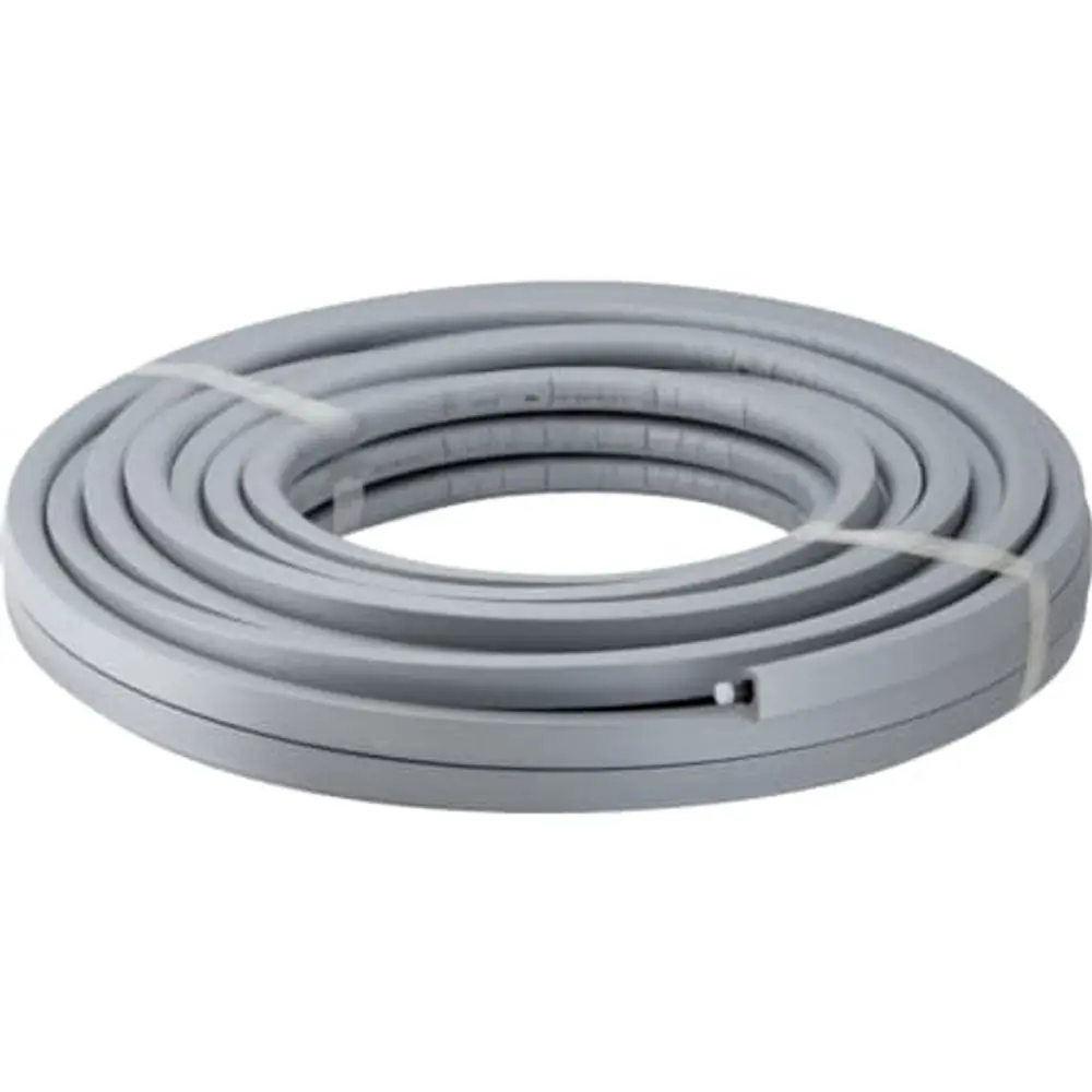 Graues Rohr, aufgerollt, möglicherweise für Heizungs- oder Sanitärinstallationen geeignet. Geberit Systemrohr, exzentrisch vorgedämmt, in Rollenform.