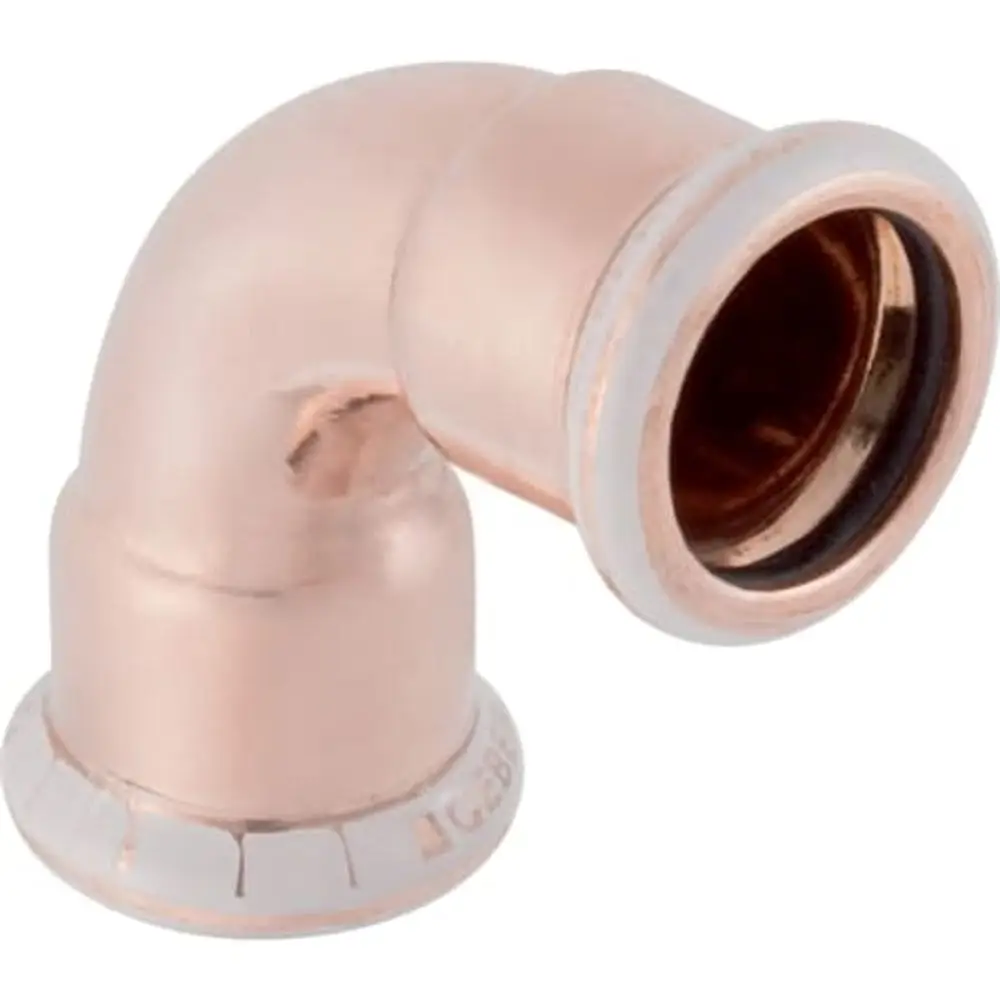 Kupferbogen mit einer gebogenen Form, hergestellt von Geberit, zur Verbindung von Rohrleitungen. Geeignet für Installationen im Sanitärbereich.