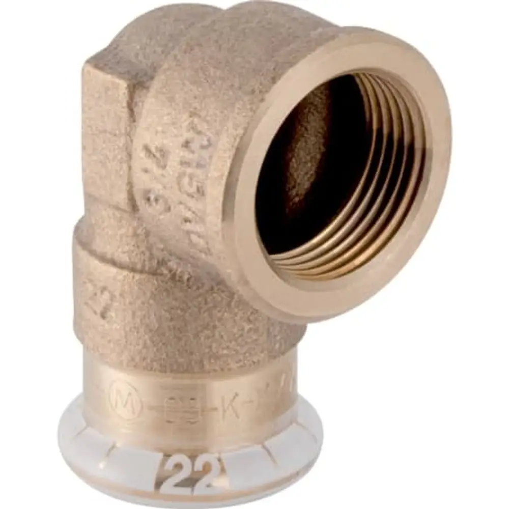 Kupferübergangswinkel mit Innengewinde, 90°, von Geberit. Das Produkt zeigt ein metallisches Finish und ist für Rohrverbindungen geeignet.