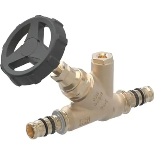 Ventil mit schwarzem Griff und Messingkörper, geeignet für Rohrsysteme. Ideal für den Einsatz in Wasserversorgungssystemen.