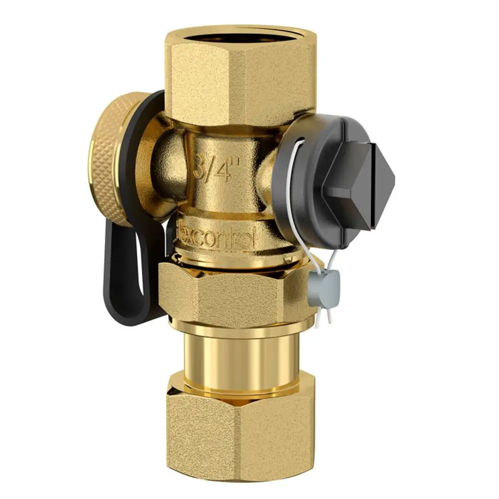 Kappenventil aus Messing von Flamco mit regulierbarem Anschluss und Sicherungsmechanismus, geeignet für Wartungsarbeiten an Heizungs- oder Wassersystemen.