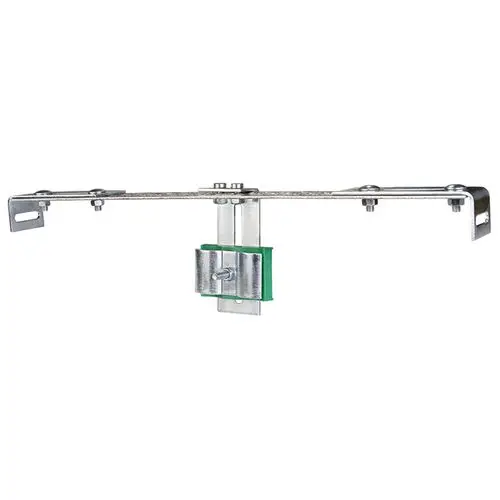 Stahlgerüst für Trockenbauanwendungen mit Montageteilen und Halterungen, hergestellt von Flamco. Ideal zur Befestigung in Bauprojekten.