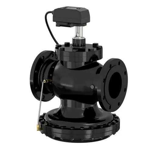 Schwarzes Flanschventil mit zwei Anschlussflanschen, einer Steuerungseinheit oben und einem Sicherheitsventil. Produkt von Flamco.