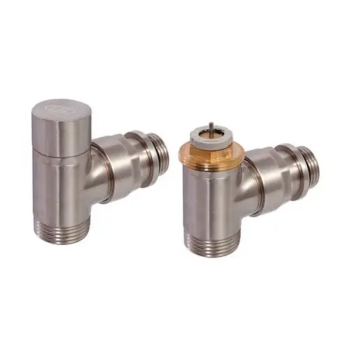 Zwei Design-Thermostatventile aus Edelstahl mit unterschiedlichen Anschlüssen und einem herausnehmbaren Ventileinsatz.