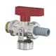 Flamco Wasserabsperrventil mit rotem Handrad und Anschluss für einen Schlauch. Metallgehäuse mit einer Seite für Schlauchverbindung und der anderen für Gewindeanschluss.