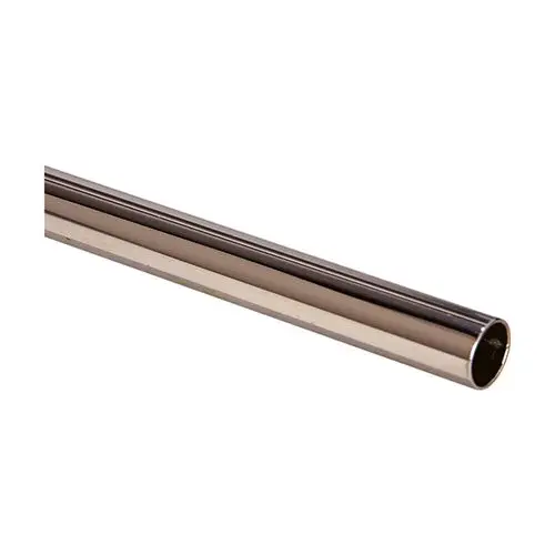 Rundes Metallrohr in silberner Optik, vermutlich für Heizungs- oder Sanitärinstallationen, hergestellt von Flamco.