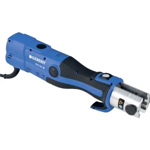 Geberit ECO 203 Pressgerät mit ergonomischem Griff und Kabelanschluss, geeignet für Pressvorgänge in Rohrsystemen.