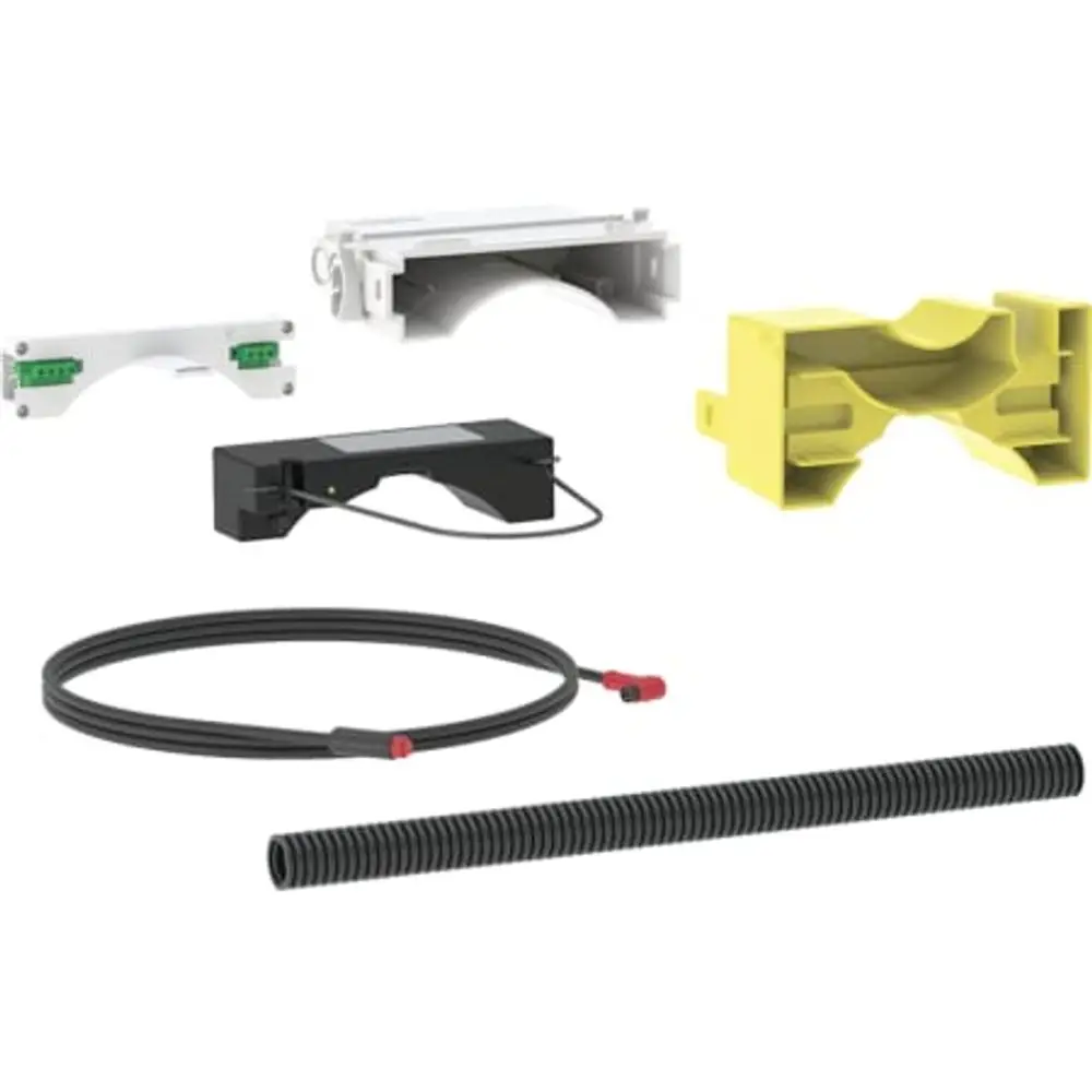 Bausatz mit verschiedenen Komponenten, darunter ein schwarzer Konverter, weiße und gelbe Bauteile sowie ein flexibles Kabel, zur Verwendung mit Geberit Wand-WC-Systemen.