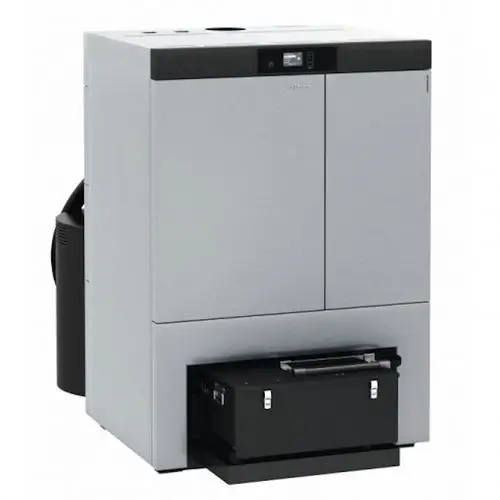 Pelletheizung in einem modernen Design, mit digitalem Display und seitlichem Abluftschlauch. Untere Schublade für Brennstoff oder Zubehoer.