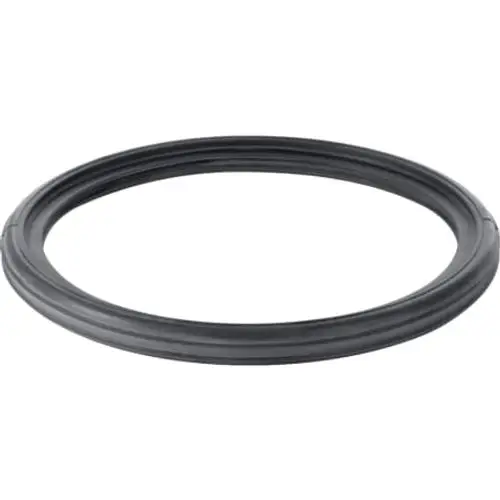 Schwarze, runde Dichtung von Geberit, geeignet zur Verbindung verschiedener Rohre, mit glatter Oberfläche und stabiler Form.