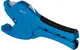 Rohrschneider in blauer Farbgebung mit ergonomischem Griff und integrierten Schneideklingen, hergestellt von Uponor, zur präzisen Bearbeitung von Rohren.