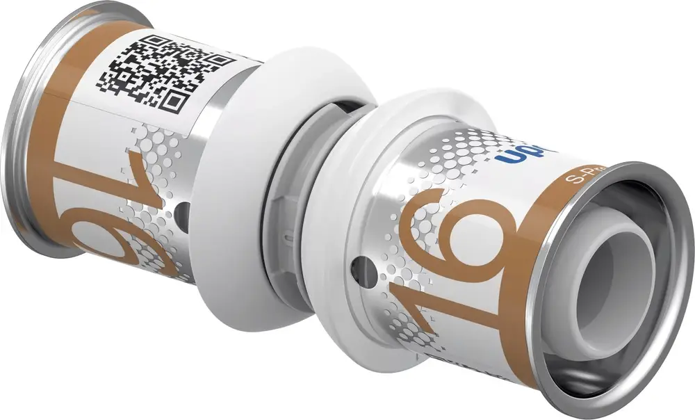 Kupplung von Uponor mit einem metallischen Körper und weißen Kunststoffteilen, ausgestattet mit einem QR-Code und markierten Größenangaben.