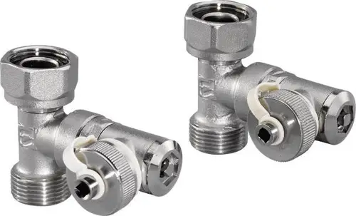 Zwei Metallventile von Uponor für Füll- und Entleerungsanwendungen, mit Verbindungsteilen in L-Form und einem einstellbaren Griff zur Regulierung des Flusses.