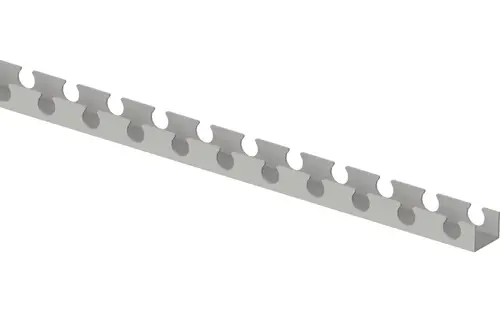 Fix Klemmschiene von Uponor mit mehreren Einkerbungen, ermöglicht eine sichere Befestigung von Rohren oder Leitungen. Lang und flach, aus stabilem Material.