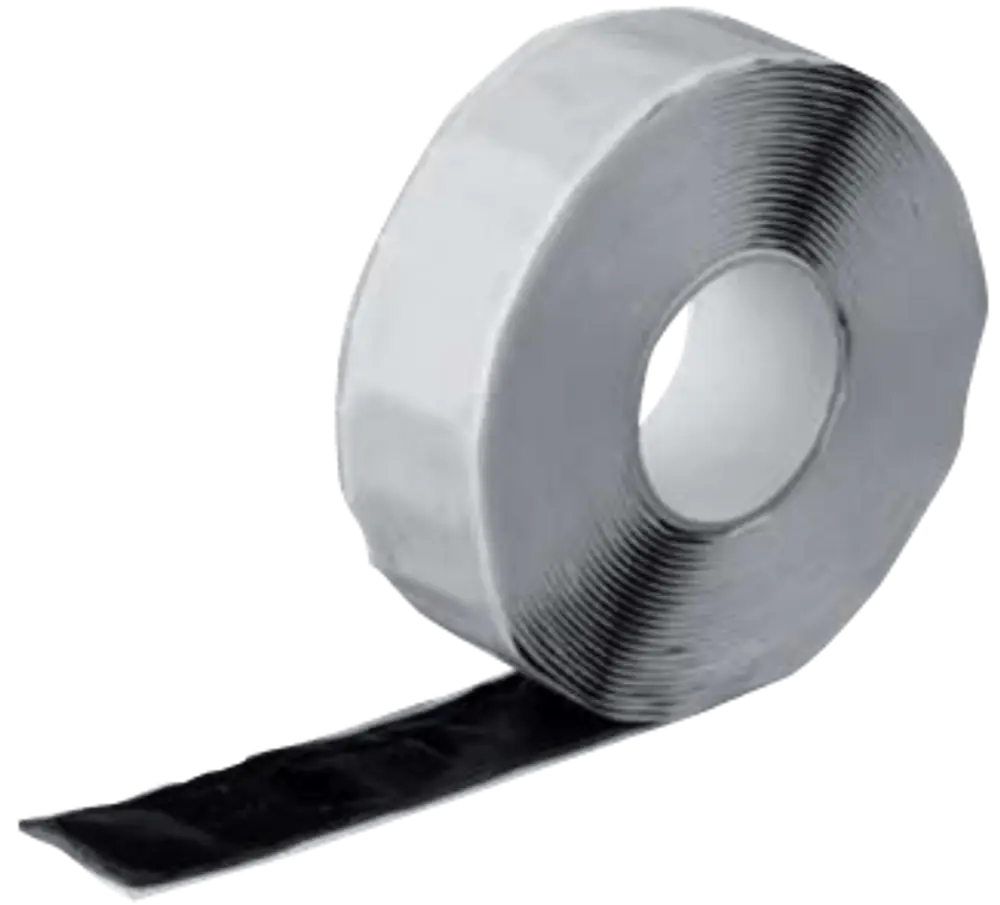 Schwarzes Dichtband auf einer Rolle. Die Oberfläche ist glatt, und das Band ist aufgerollt. Hersteller ist Uponor.