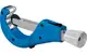 Blauer Rohrschneider von Uponor mit einer speziellen Klinge zum Schneiden von Rohren. Die Vorrichtung ermöglicht präzise Schnitte und bietet eine ergonomische Handhabung.
