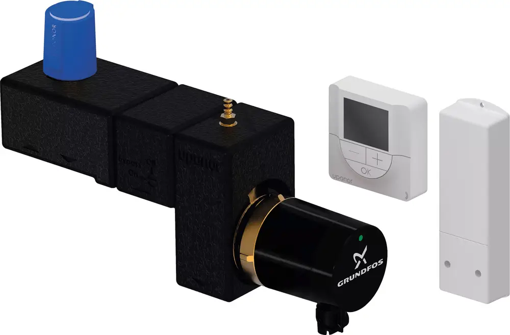 Montierte Pumpengruppe mit verschiedenen Komponenten, darunter ein Steuergerät und ein Sensor. Das Produkt trägt die Marke Uponor.