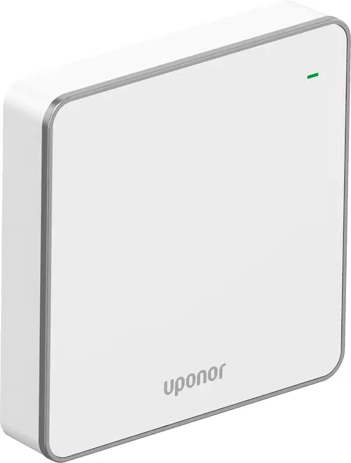 Weißes, quadratisches Gerät mit abgerundeten Ecken und grünem Indikatorlich, beschriftet mit "uponor". Design mit schlichten Linien und minimalistischem Stil.