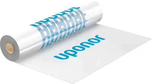 Rolle mit transparenter Folie, bedruckt mit dem Markenlogo „uponor“ in Blau. Die Folie ist auf einem glatten, weißen Untergrund ausgerollt.