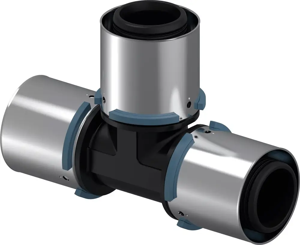 Verbindungselement von Uponor mit drei Anschlüssen, gefertigt aus einem schwarzen Kunststoffkern und Metallbeschichtungen. Eignet sich für Rohrsysteme in der Haustechnik.