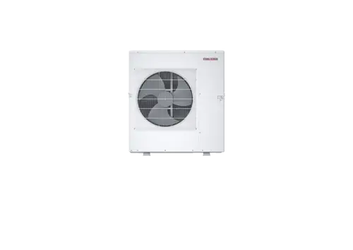 Weißes Außengerät mit einem großen, sichtbaren Ventilator und Metallgitter, hergestellt von Stiebel Eltron. Das Gerät scheint für die Verwendung in Klimaanlagen konzipiert zu sein.