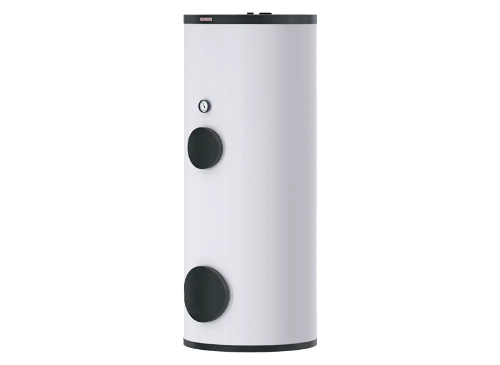 Weißer Trinkwarmwasserspeicher von Stiebel Eltron mit einem Druckmanometer und zwei Anschlüssen an der Seite, stehend auf einem neutralen Hintergrund.