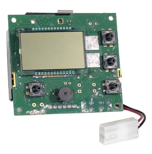 Steuerplatine mit mehreren Tasten, einem Bildschirm und einem Anschlusskabel, hergestellt von Resideo. Deutlich sichtbare elektronische Komponenten und Schaltkreise sind vorhanden.