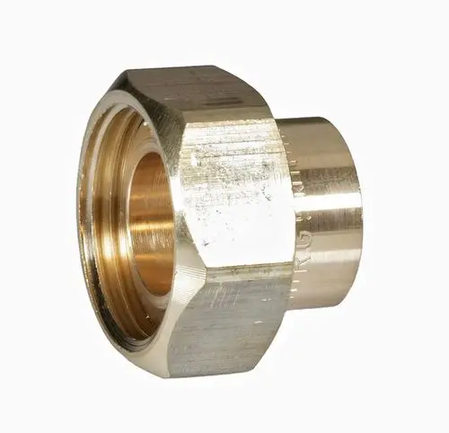 Messing-Löttülle von Resideo, mit einem Innengewinde und hexagonalem Gehäuse, geeignet zur Verbindung von Rohrleitungen in Heizungs- oder Wasserinstallationen.