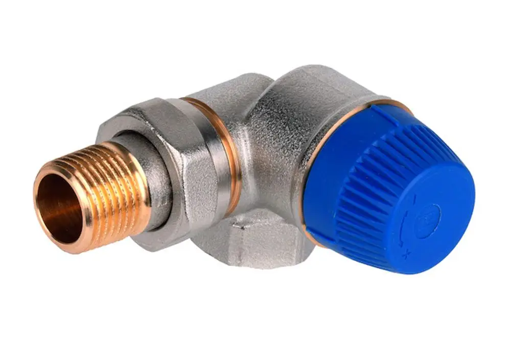 Thermostatventil mit blauer Drehknopf-Abdeckung und metallischem Gehäuse, passend für Heizsysteme. Modell von Resideo mit einem Anschluss für Rohrleitungen.