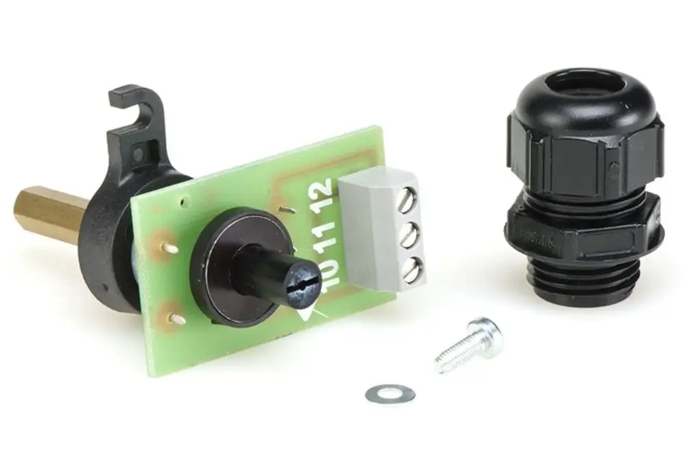 Resideo Rückführpotentiometer auf einer Platine mit zugehörigen Komponenten, einschließlich Befestigungsschraube und Kabelverschraubung.