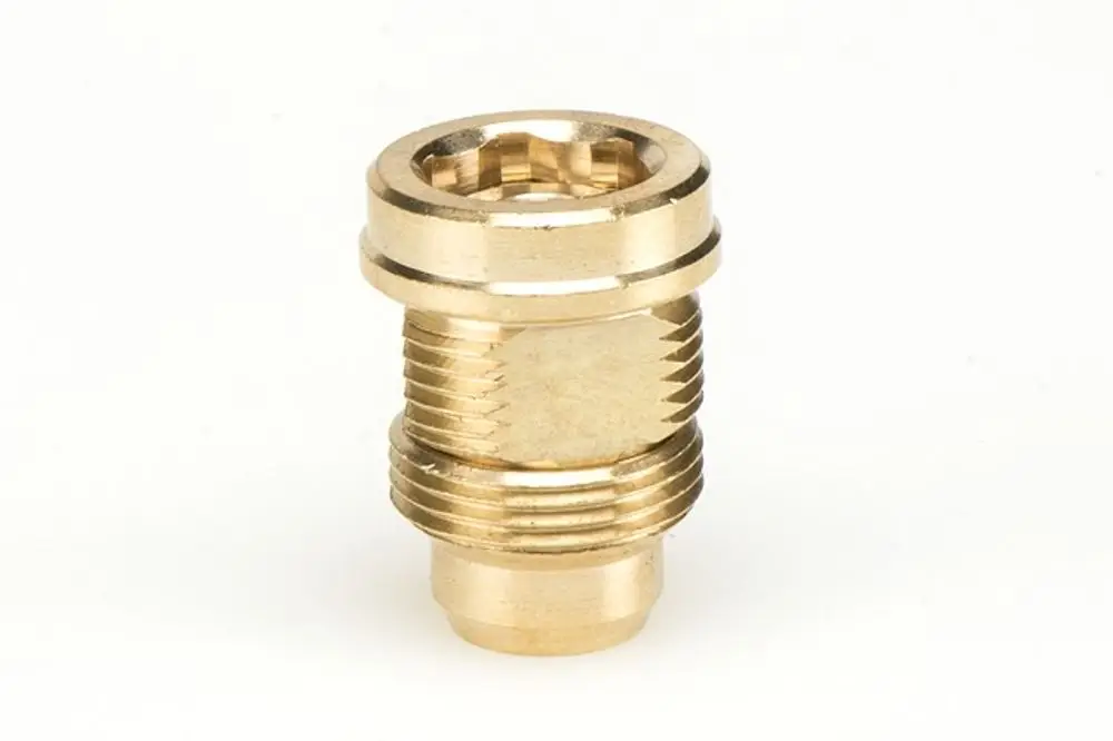 Verchromtes Metallteil mit Gewinde und sechseckigem Ausschnitt, typisch für Resideo-Produkte. Eignet sich für diverse Installationen in der Sanitär- und Heiztechnik.