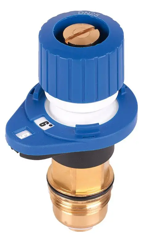 Resideo Ventileinsatz mit einer blauen Einstellkappe und goldfarbenem Gewinde, montiert auf einer schwarzen Basis. Zeigt eine Temperaturanzeige auf der Oberseite.