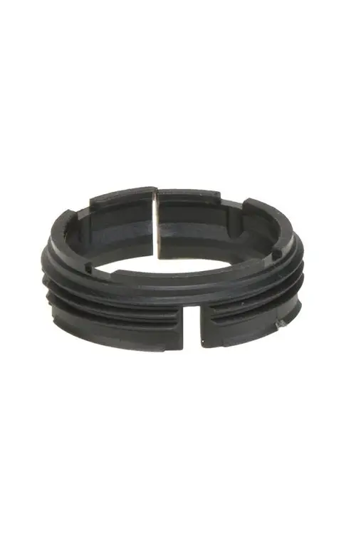 Schwarzer Adapter mit gerillter Oberfläche, passend für Danfoss Ventil RAVL, hergestellt von Resideo.