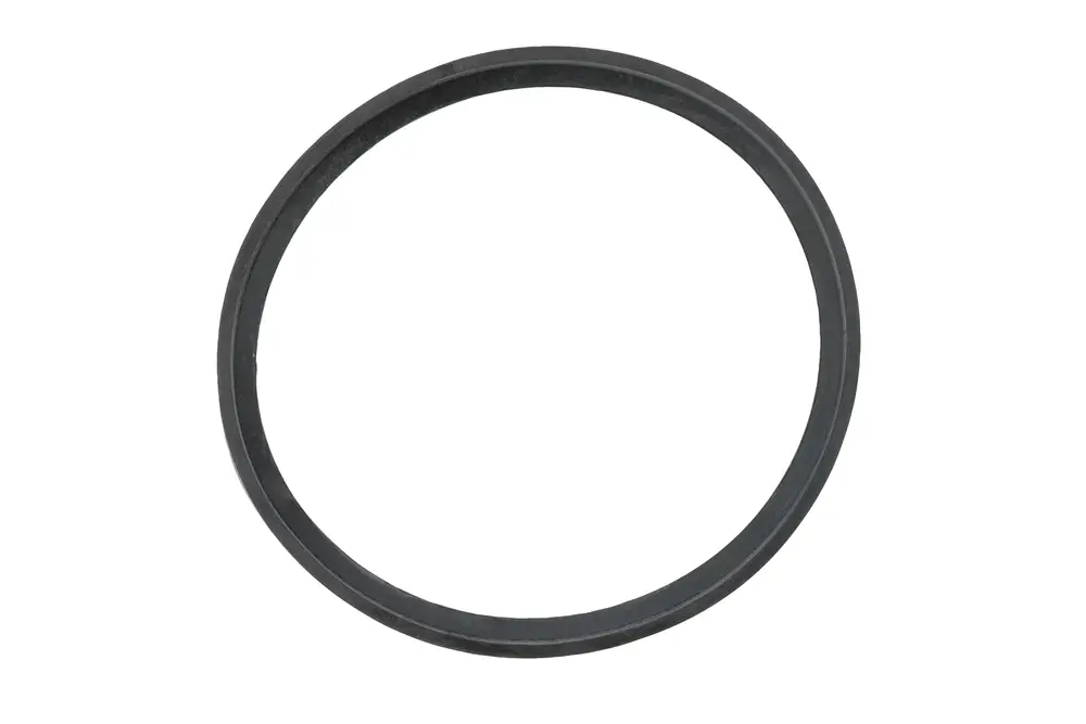 Schwarze Dichtung in kreisrunder Form, geeignet für den Abgasanschluss. Produkt von Brötje, ohne spezifische Maße oder weitere Details sichtbar.